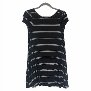 Lulu’s Black Tunic Tee Dress Low Back Stripes Size‎ XS T-shirt Comfy Casual Coed